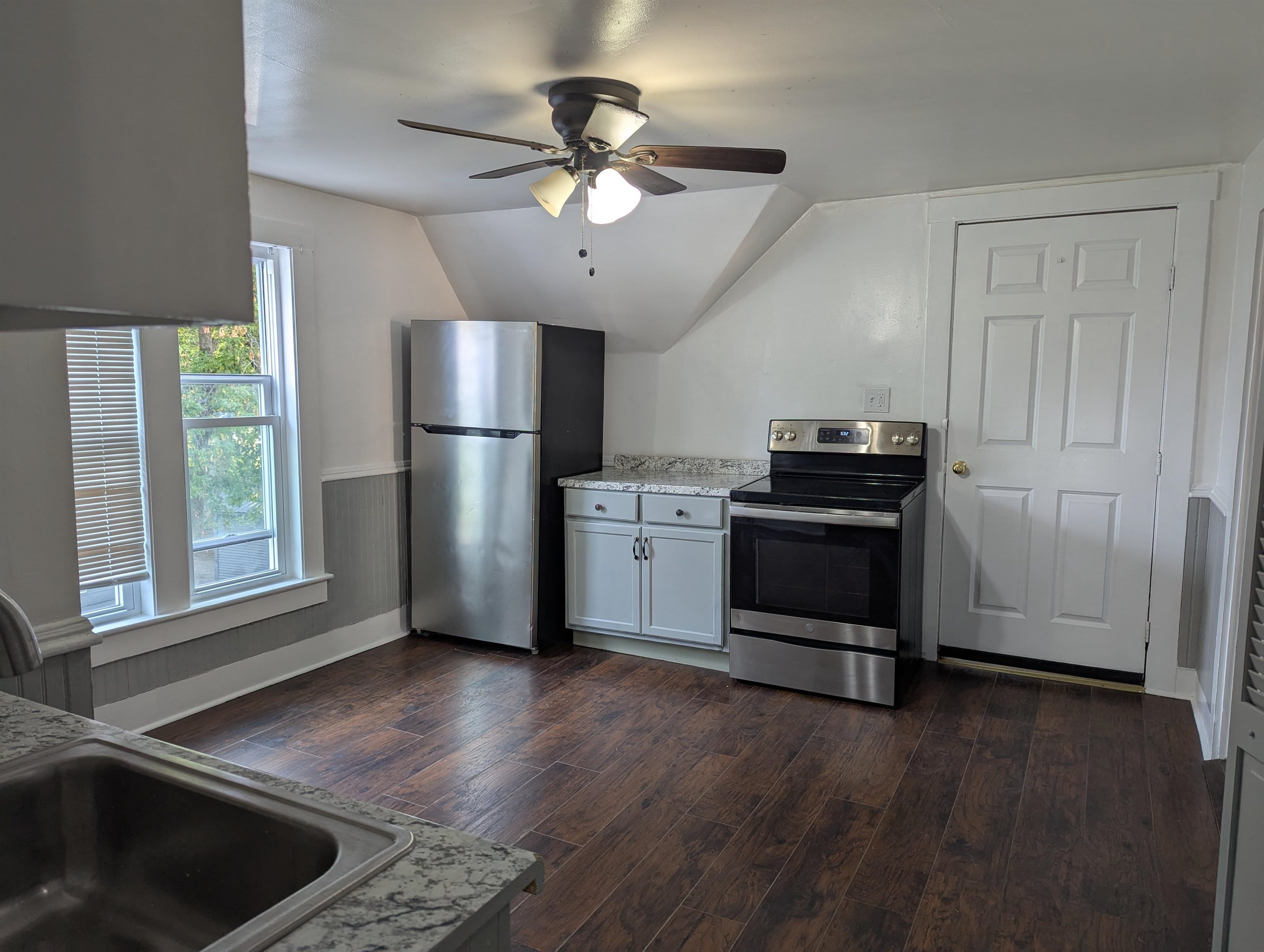 20 Chellis Street – photo 2