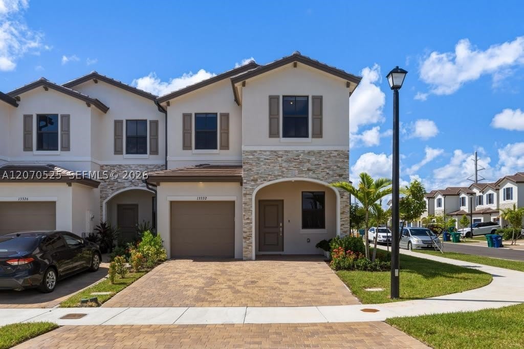 13332 SW 234th Ter – photo 2
