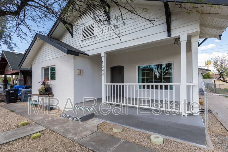 1342 W Monroe St – photo 2