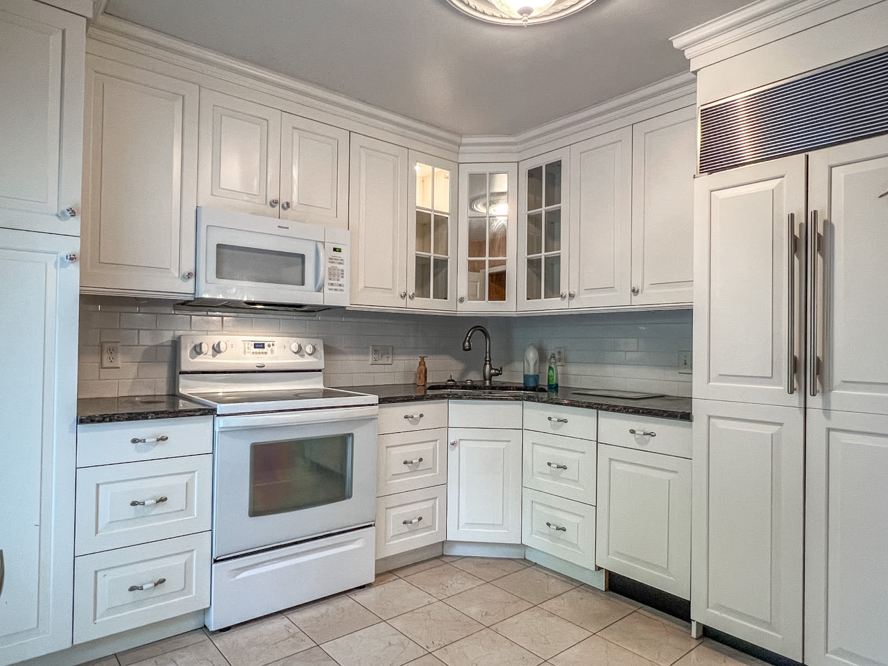 102 Raymbault Drive – photo 2