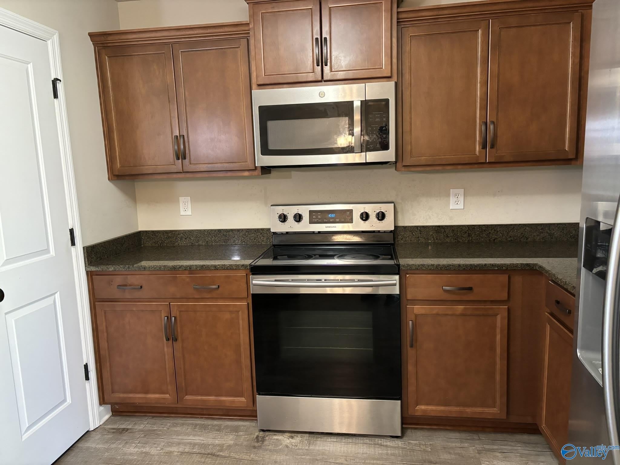 112 Beaver Brook Place – photo 5