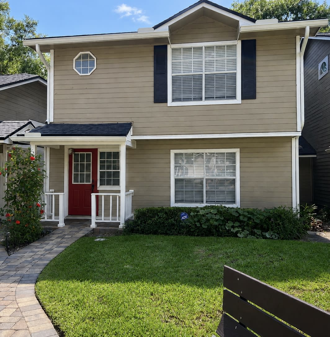 6020 Scotchwood Glen – photo 1