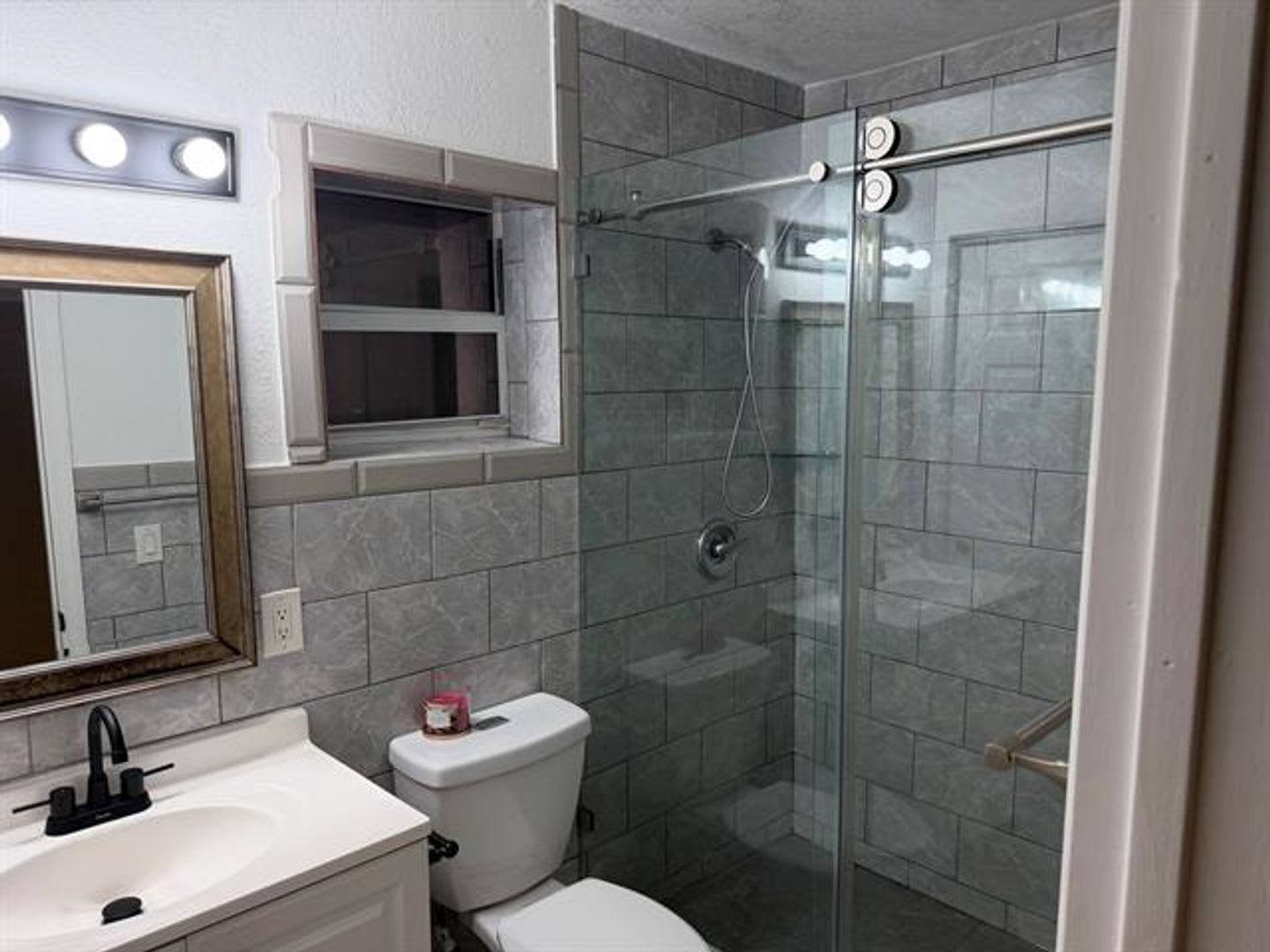 4011 SW 28th St # 4011, West Park, FL 33023 – photo 5