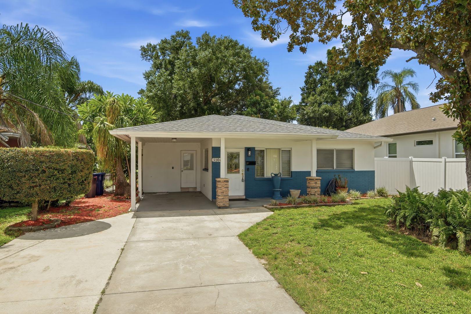 Charming 3-Bedroom West Tampa Home with Fenced Yard & Workshop – photo 2