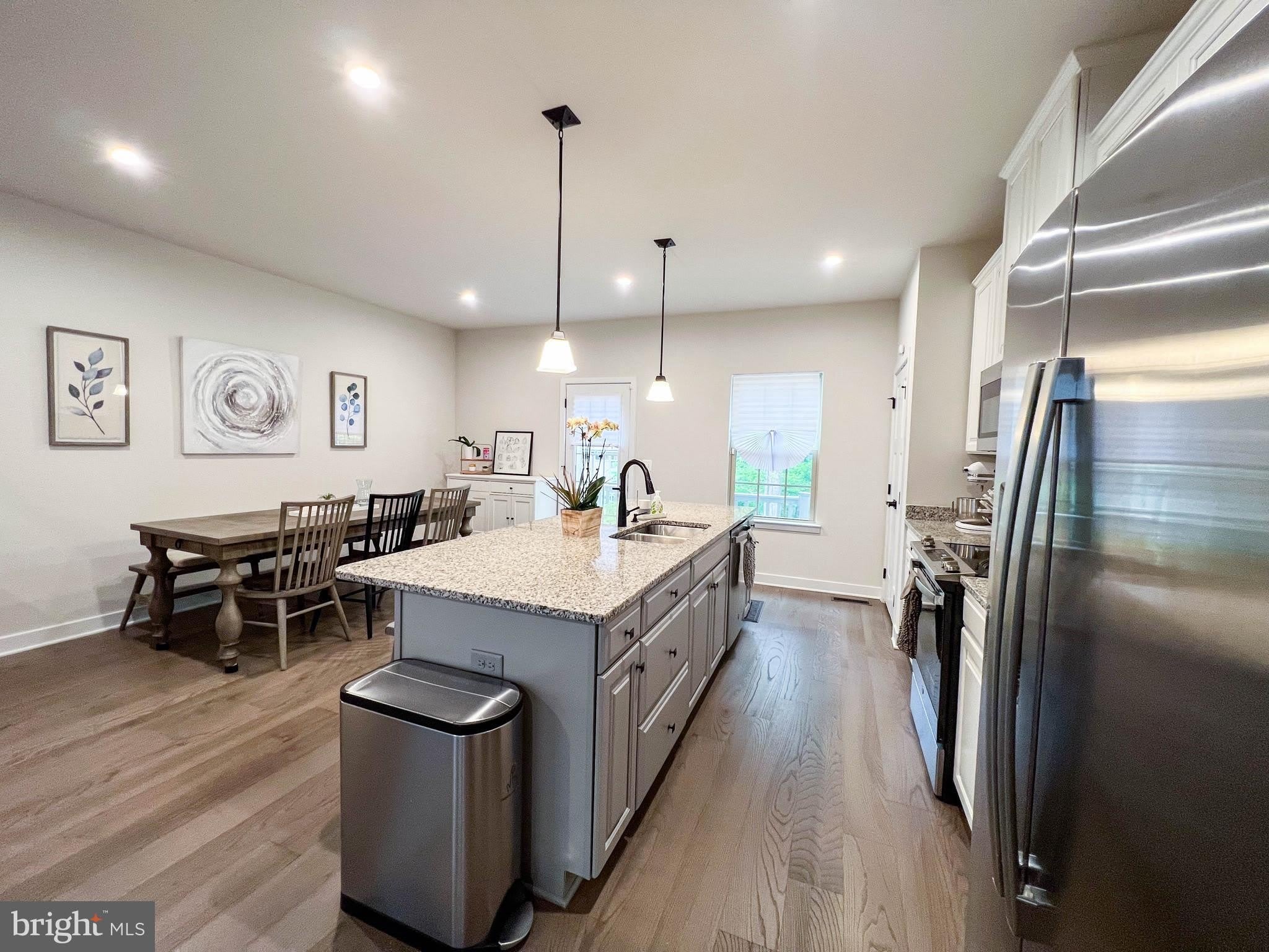 4480 COMMONS Drive – photo 4