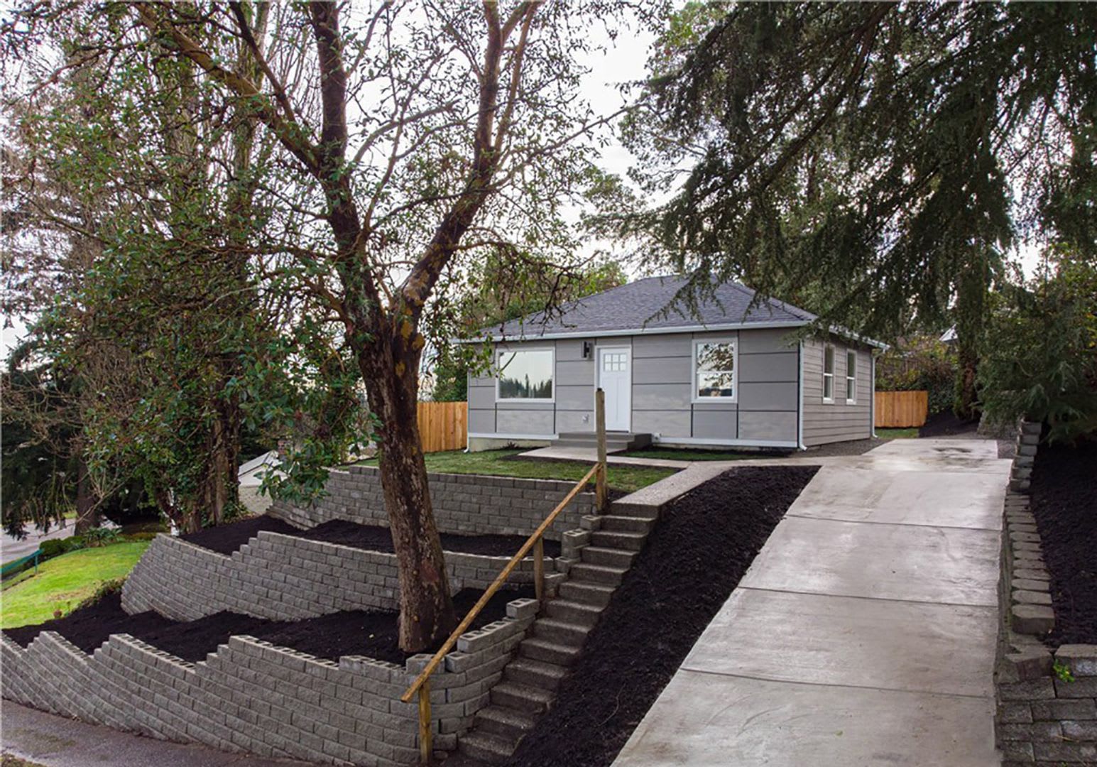 Home for rent in Fauntleroy Neighborhood of West Seattle – photo 2