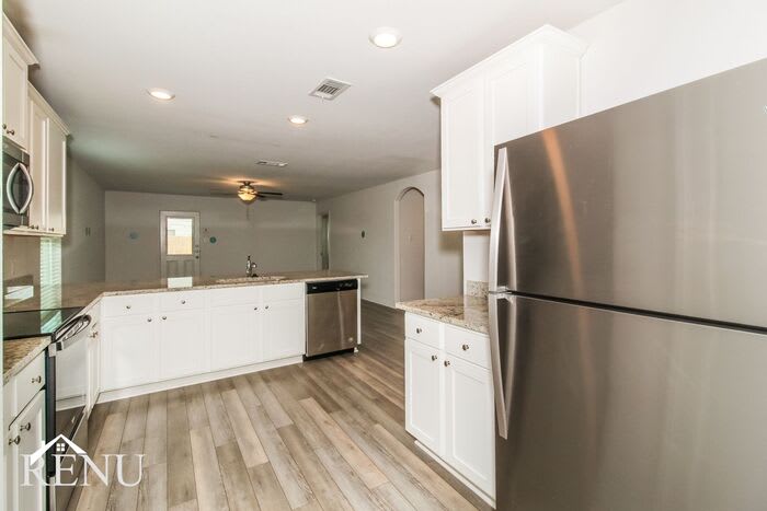 18404 Allen Welch Drive – photo 2