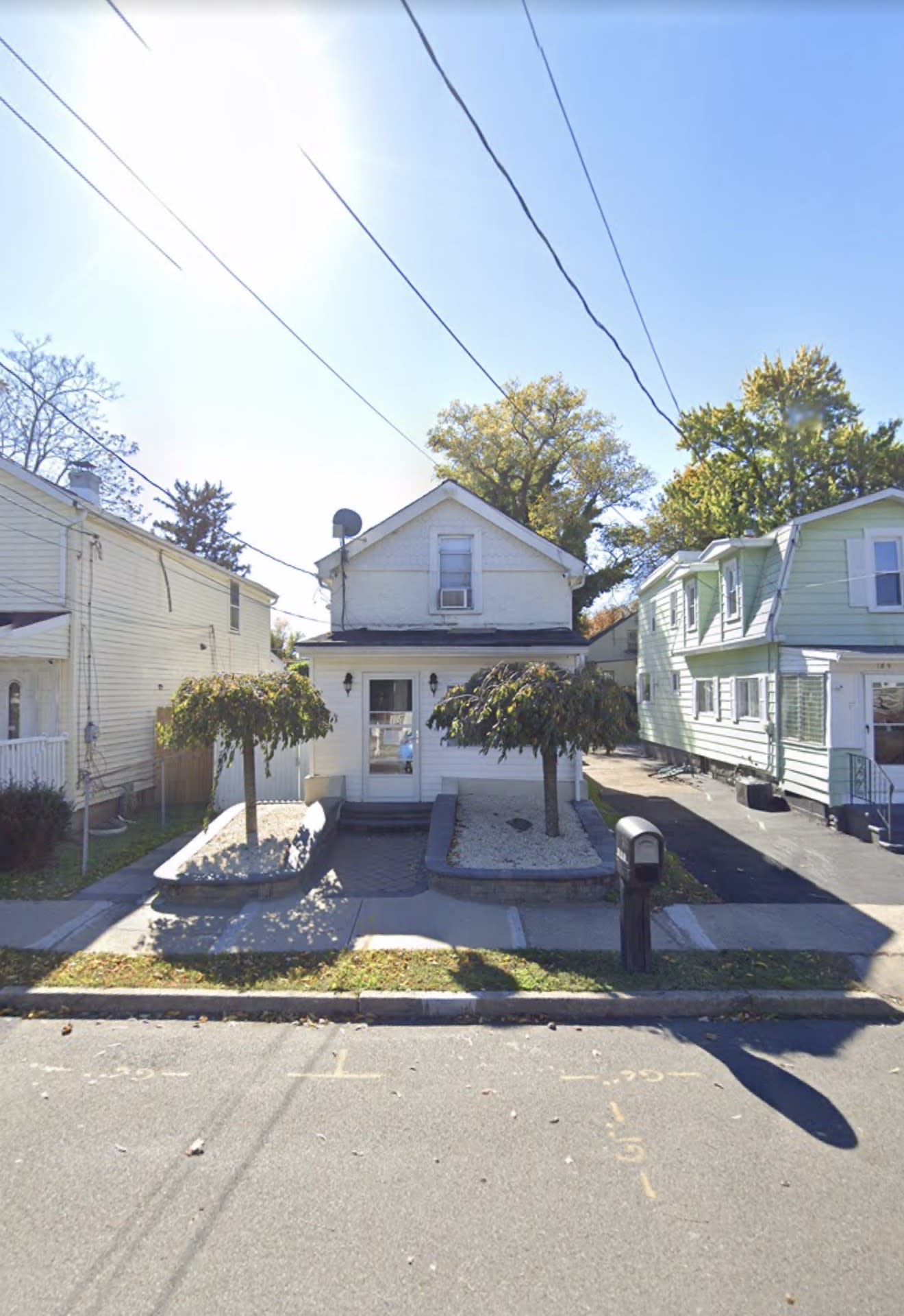 191 Parkinson Avenue – photo 1