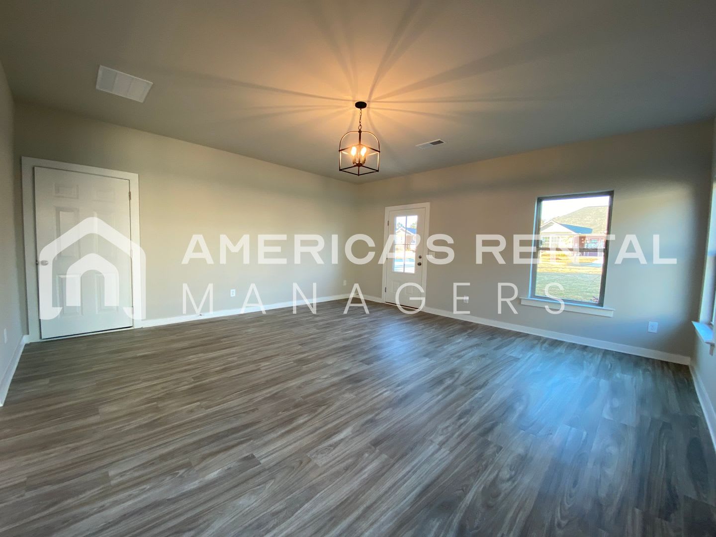 Home for Rent in Weaver AL! Available NOW!! – photo 5