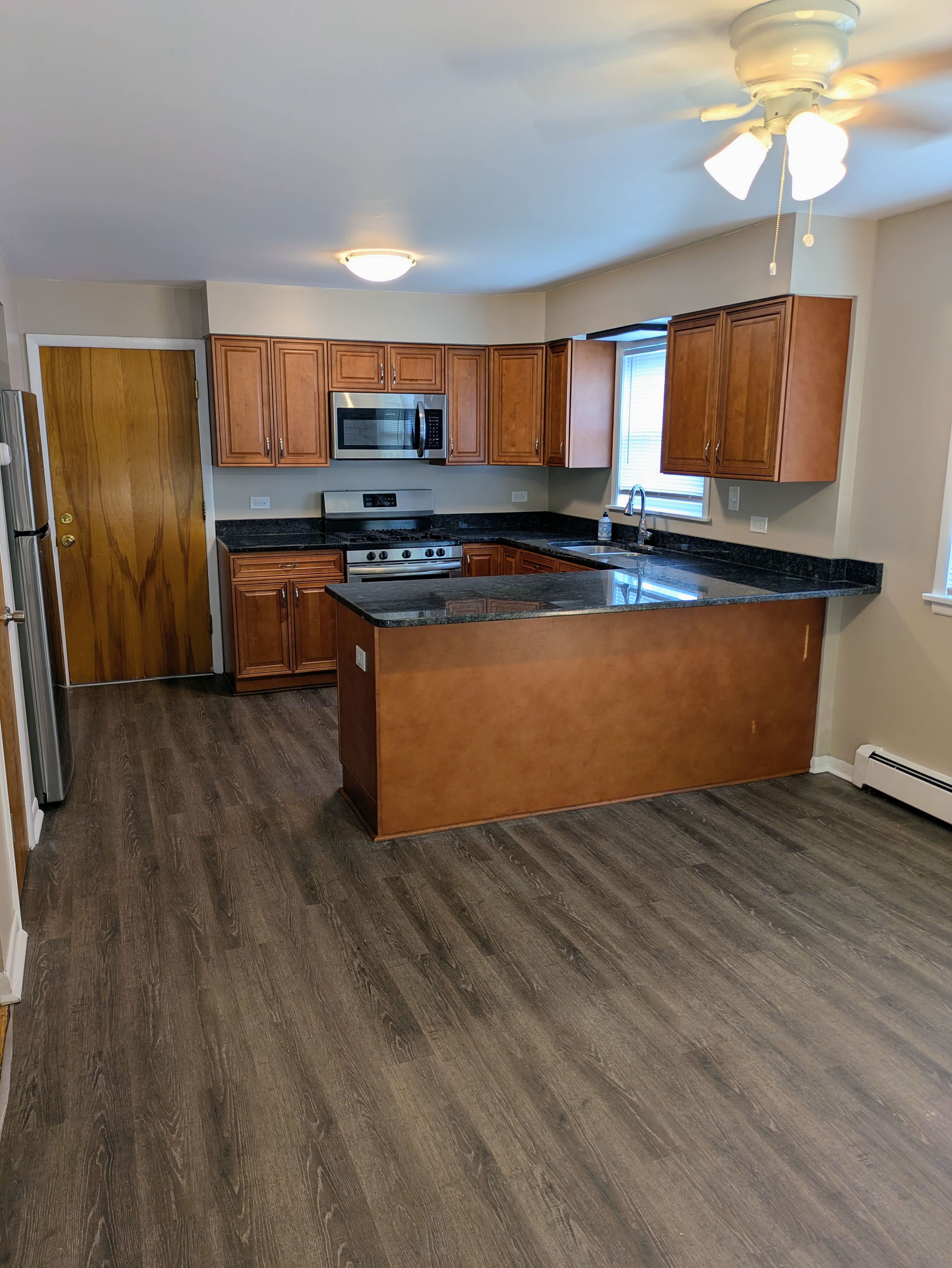 1104 Hannah Ave – photo 3