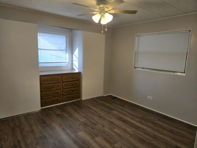 110 49th Ave W – photo 4