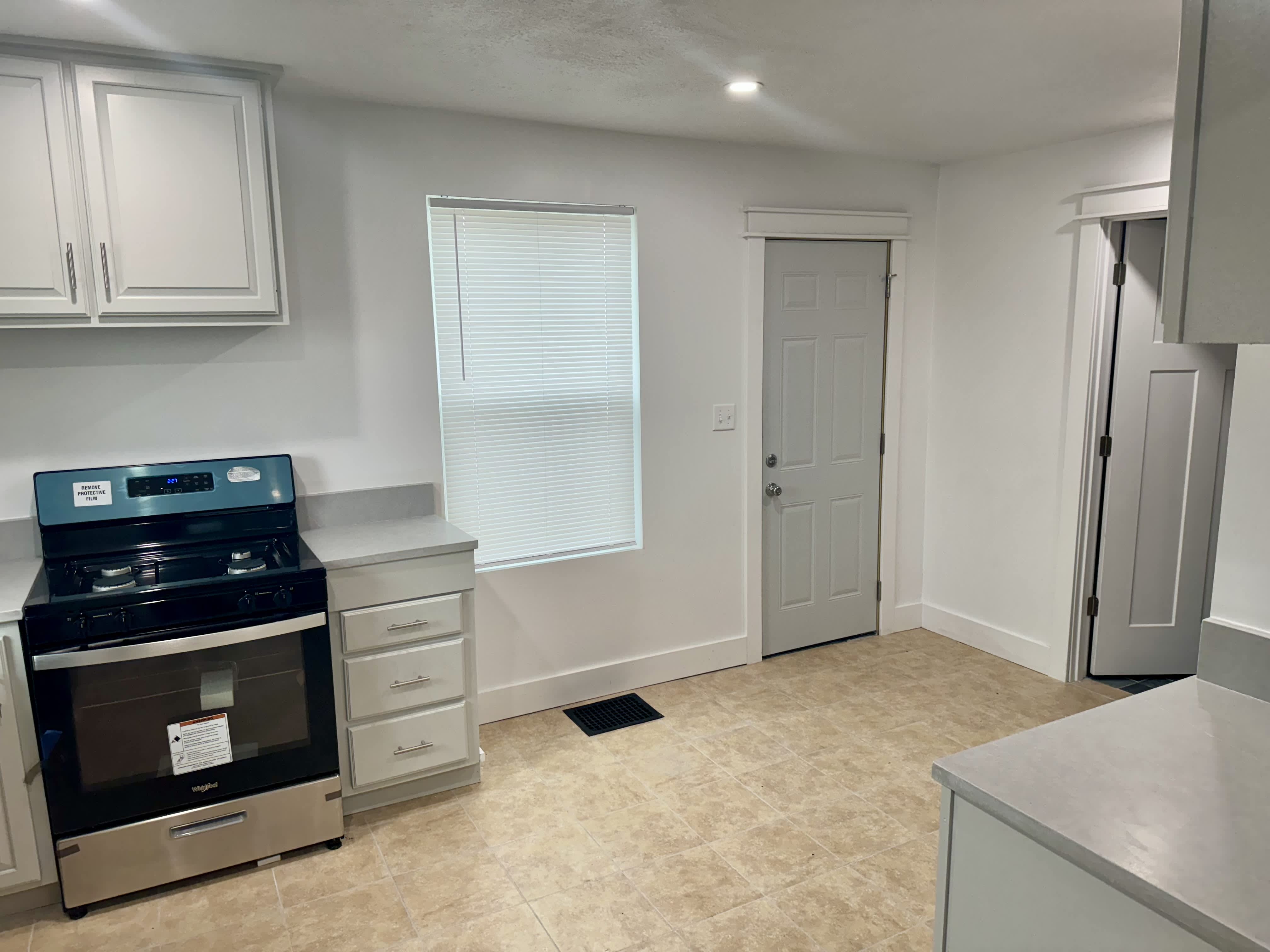 901 East Wilson Street – photo 2