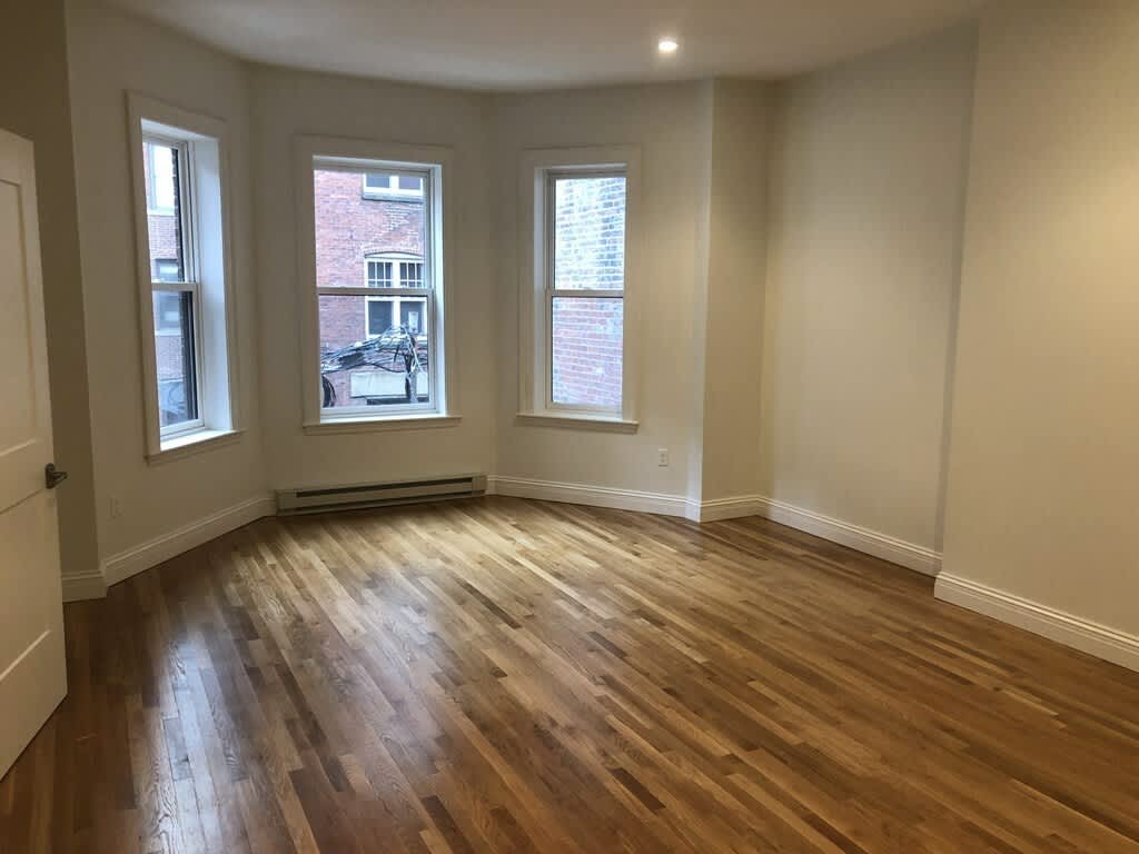 166 Newbury Street – photo 4