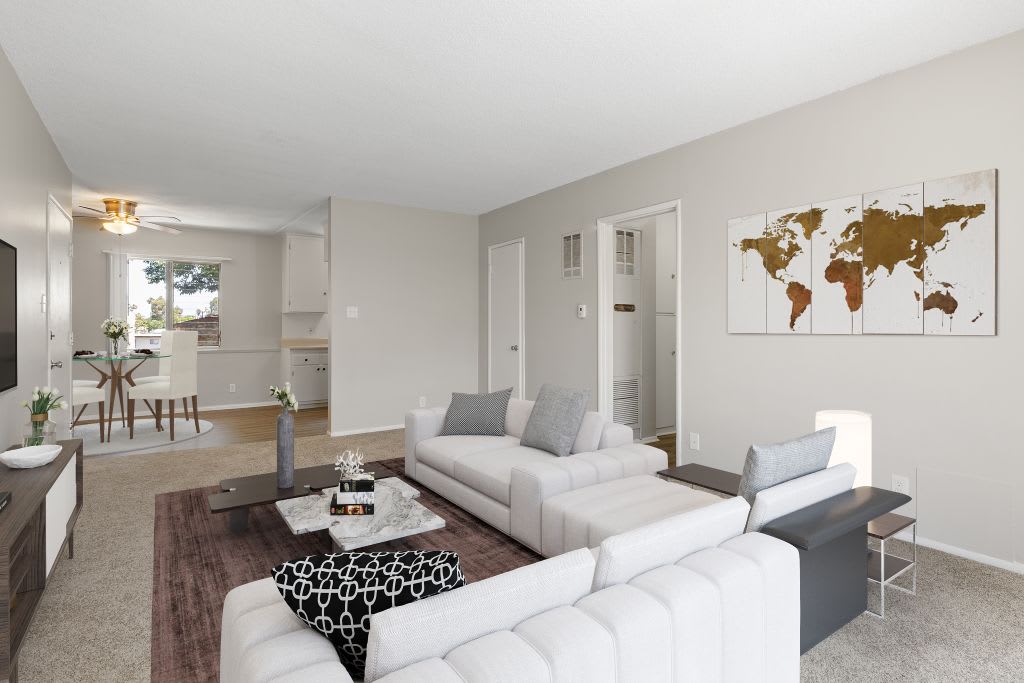 Roxanne Apartments – photo 2