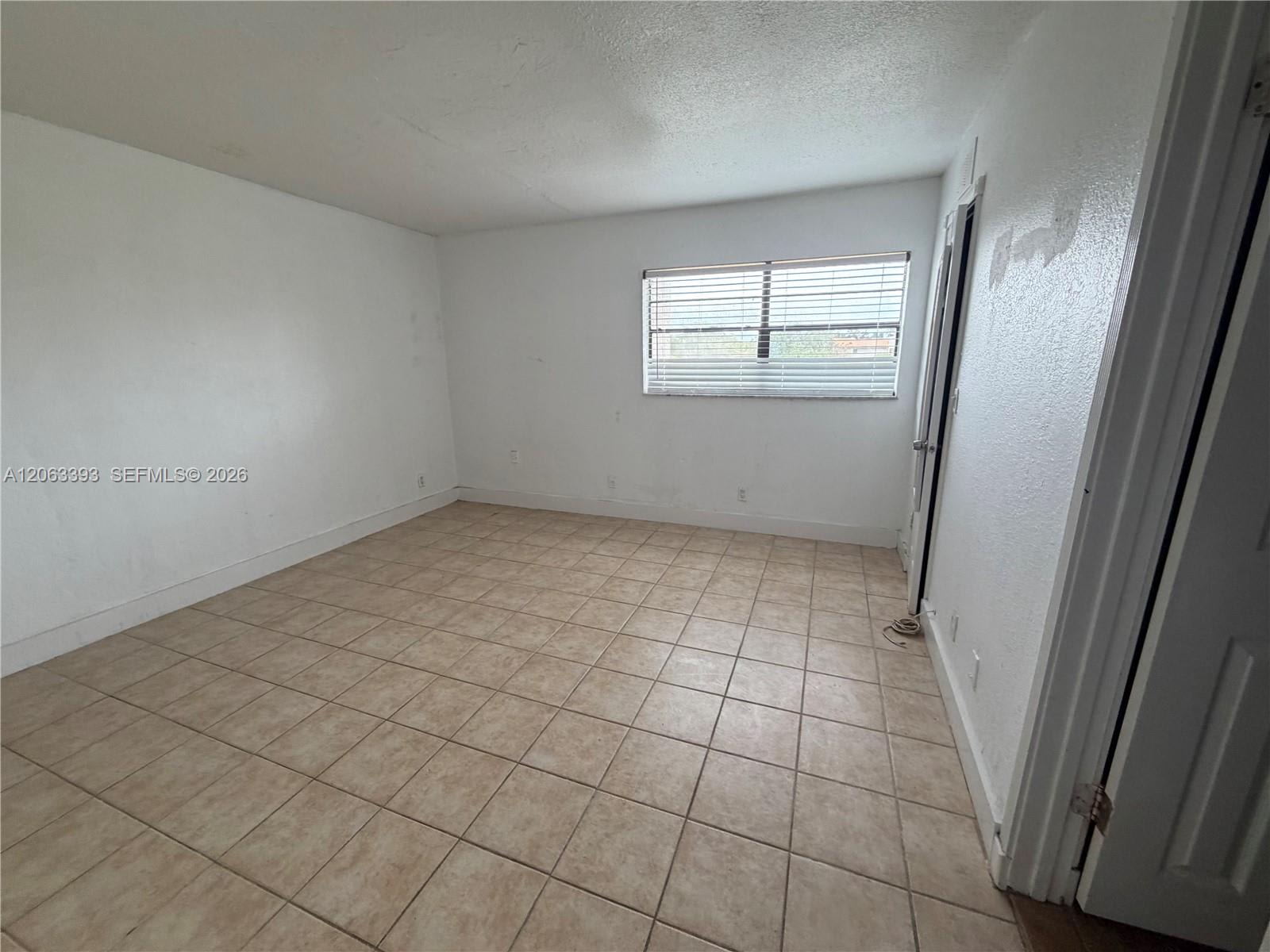 3760 Northwest 115th Way – photo 2