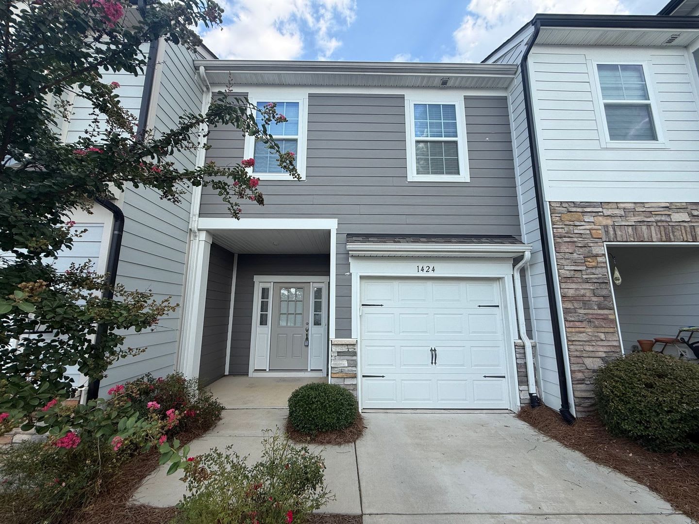 Paddlers Cove 3 Bedroom 2.5 Bath Townhome – photo 1