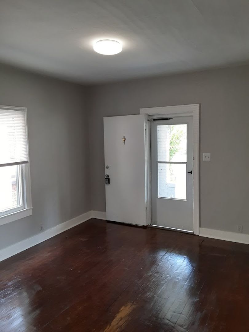 Nice 3BR/1BA house with Appliances – photo 3
