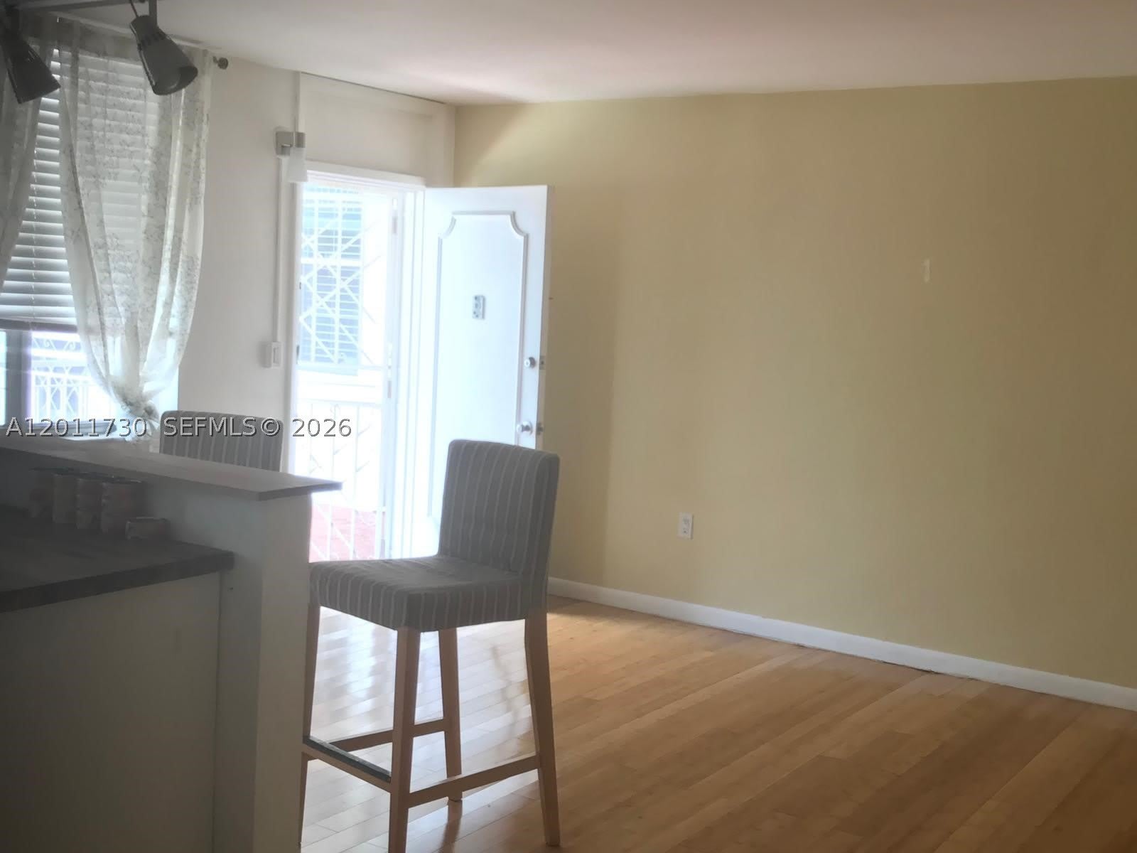 949 Pennsylvania Ave – photo 4