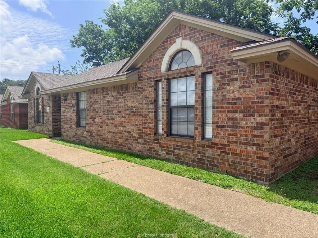 826 Nimitz Street – photo 1