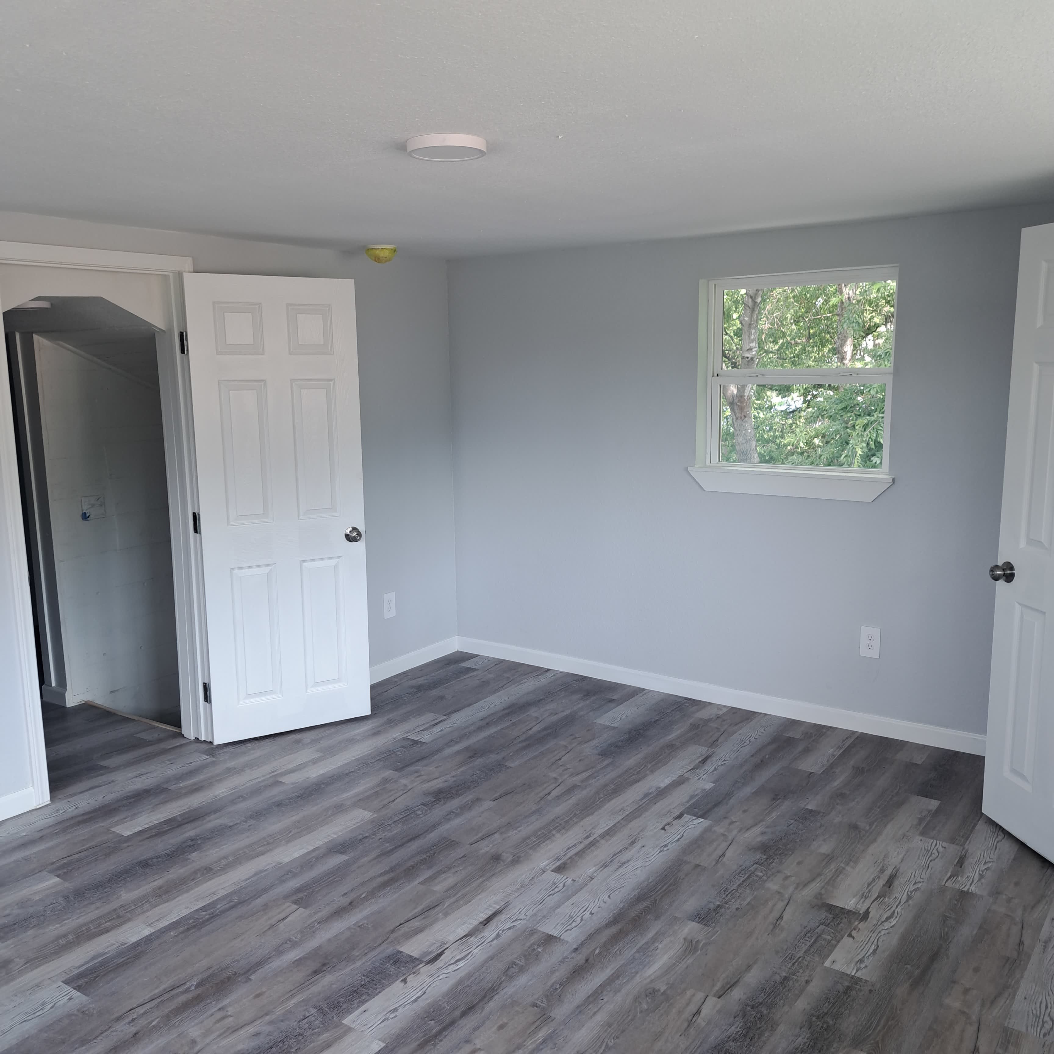 539 Hicks Ave – photo 5