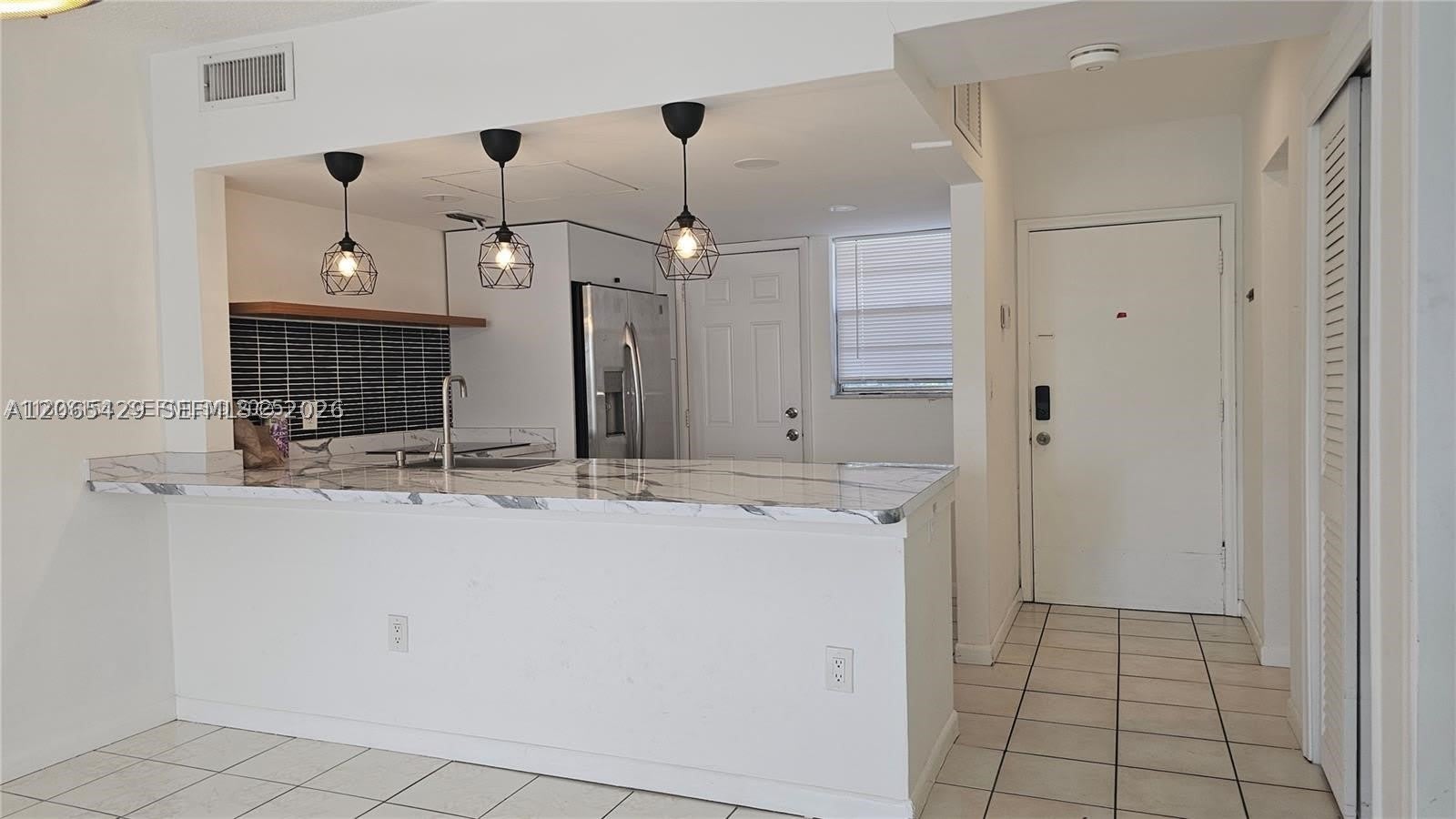 20200 NE 29th Ct – photo 1