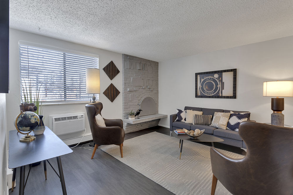 1430 Humboldt – photo 1