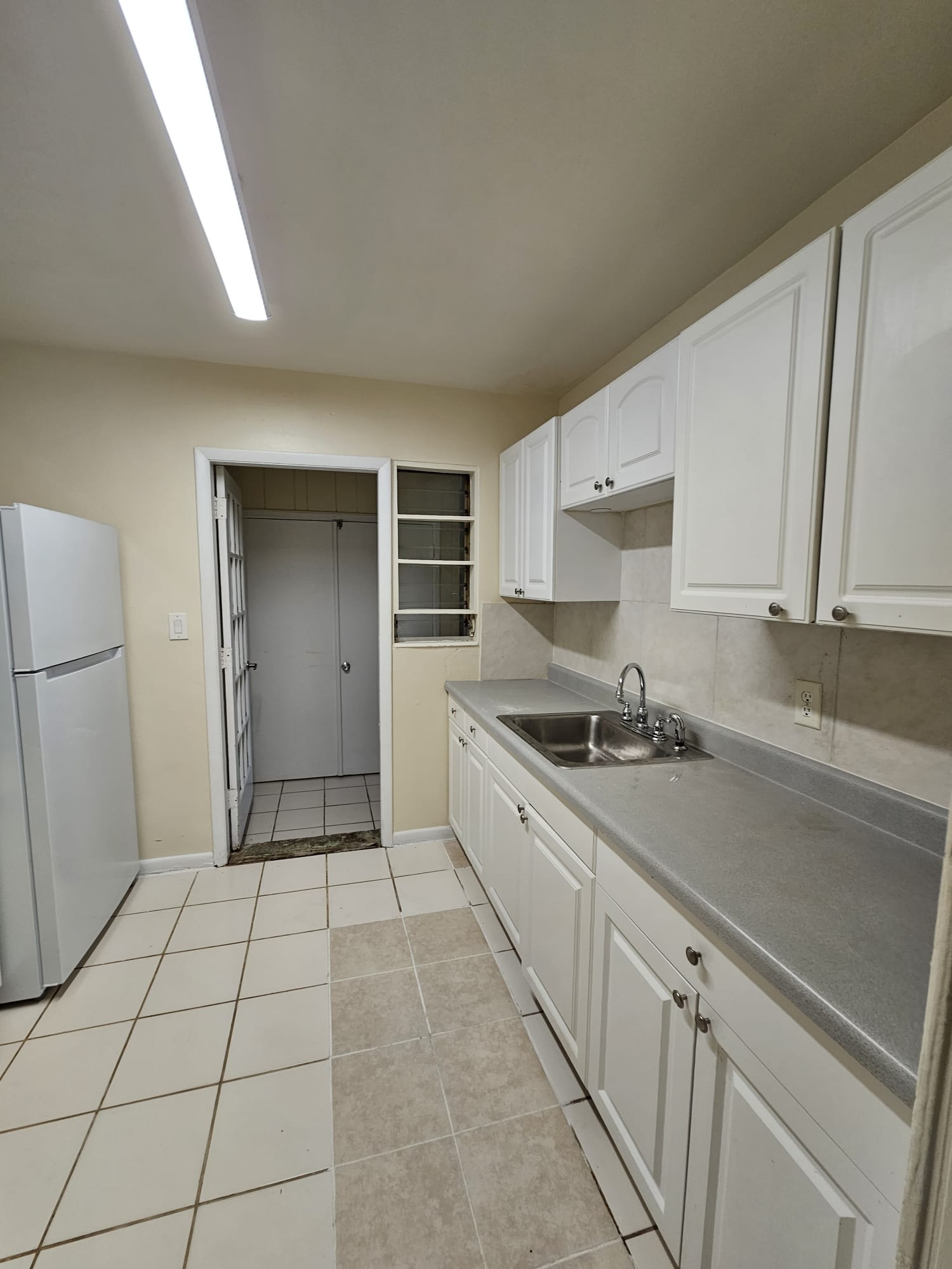 21299 Coulton Avenue – photo 4