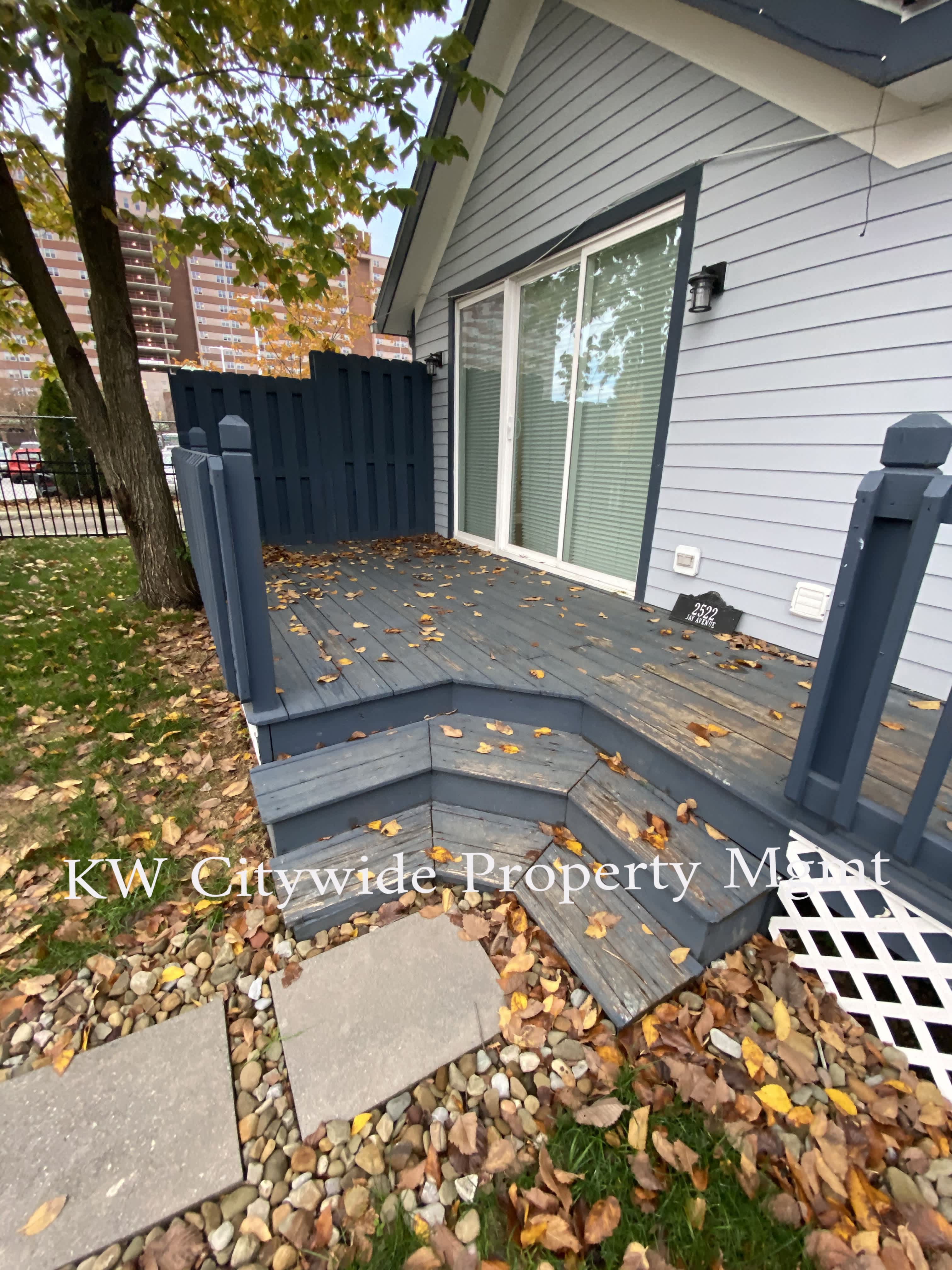 2522 Jay Ave – photo 3