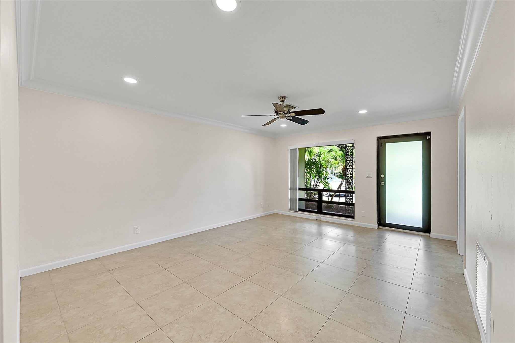 2200 NE 54TH Street – photo 5