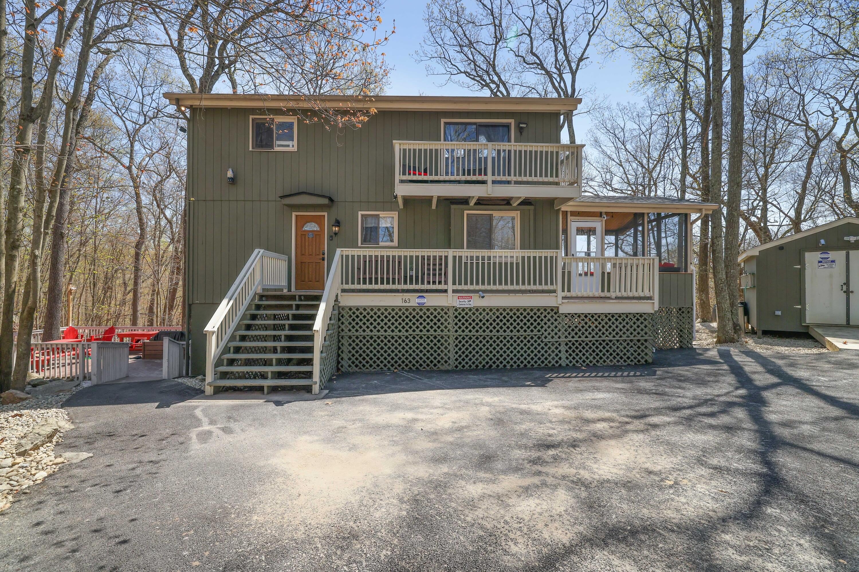 163 Cambridge Court – photo 1