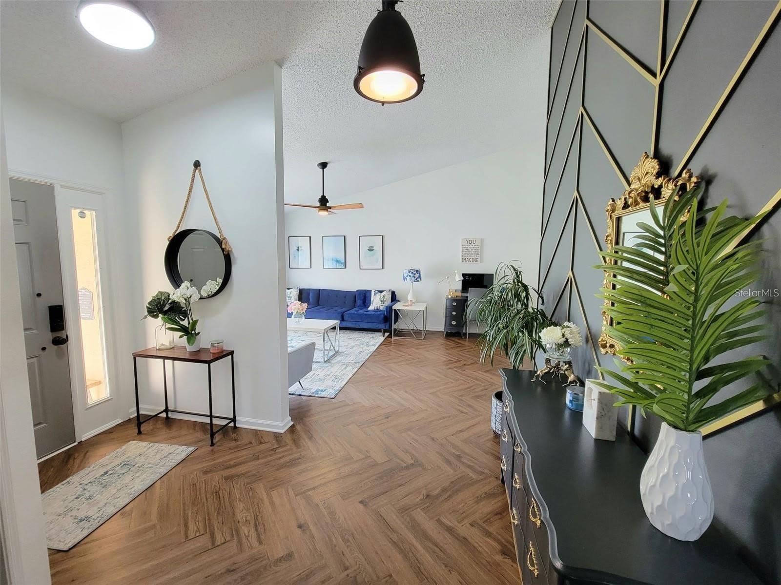 908 ALSACE Drive – photo 3