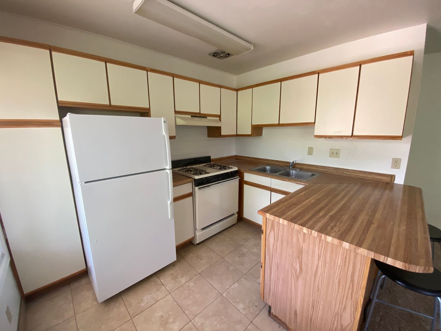 APARTMENT – photo 2