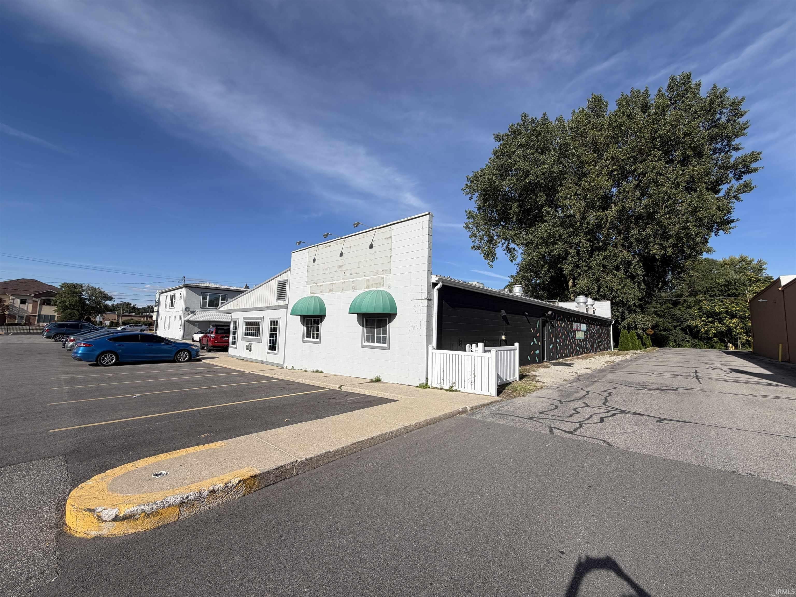 508 W Lincoln Avenue – photo 4