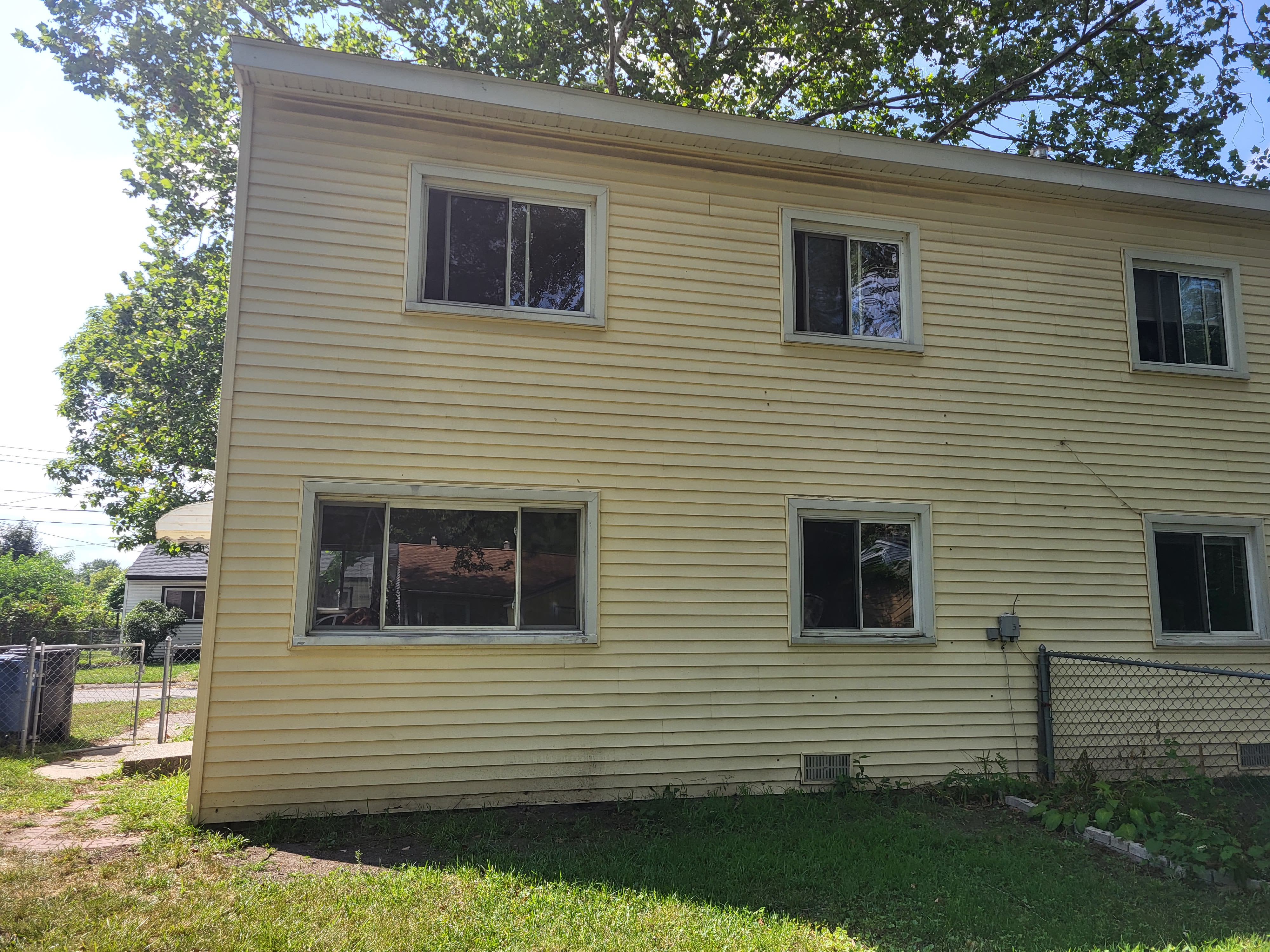32011 Ottawa St – photo 3