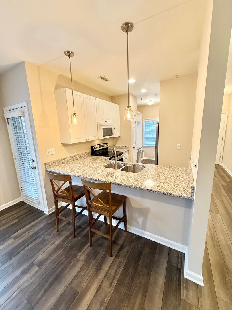 Modern Condo Near Lake Norman!! – photo 4