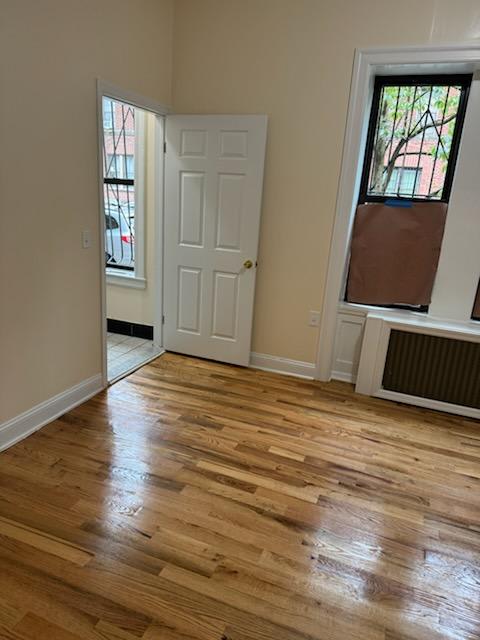 563 E 4th St – photo 3