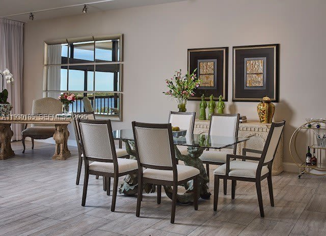2450 Presidential Way – photo 5