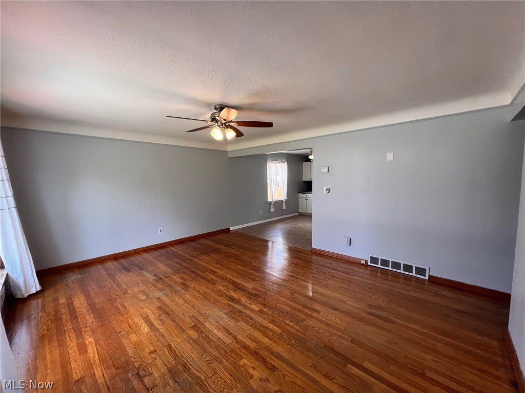 9326 Ackley Road – photo 2
