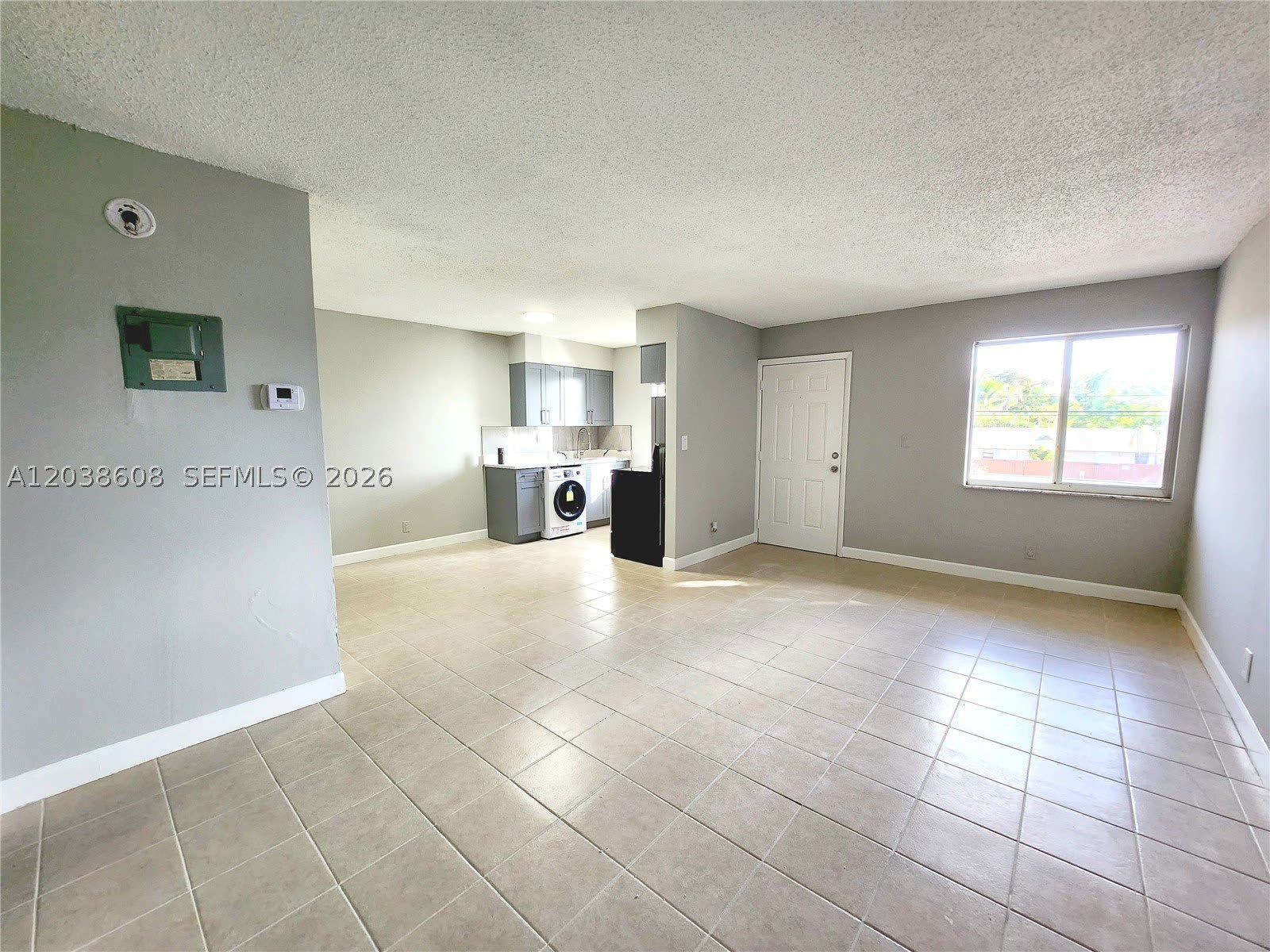 191 SW 15th St – photo 4