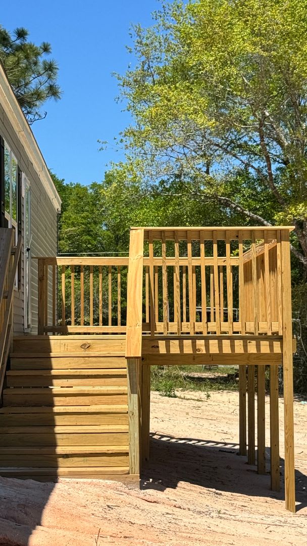 SPECTACULAR WATER-VIEW W/ LARGE DECK NEWER MOBILE HOME – photo 3