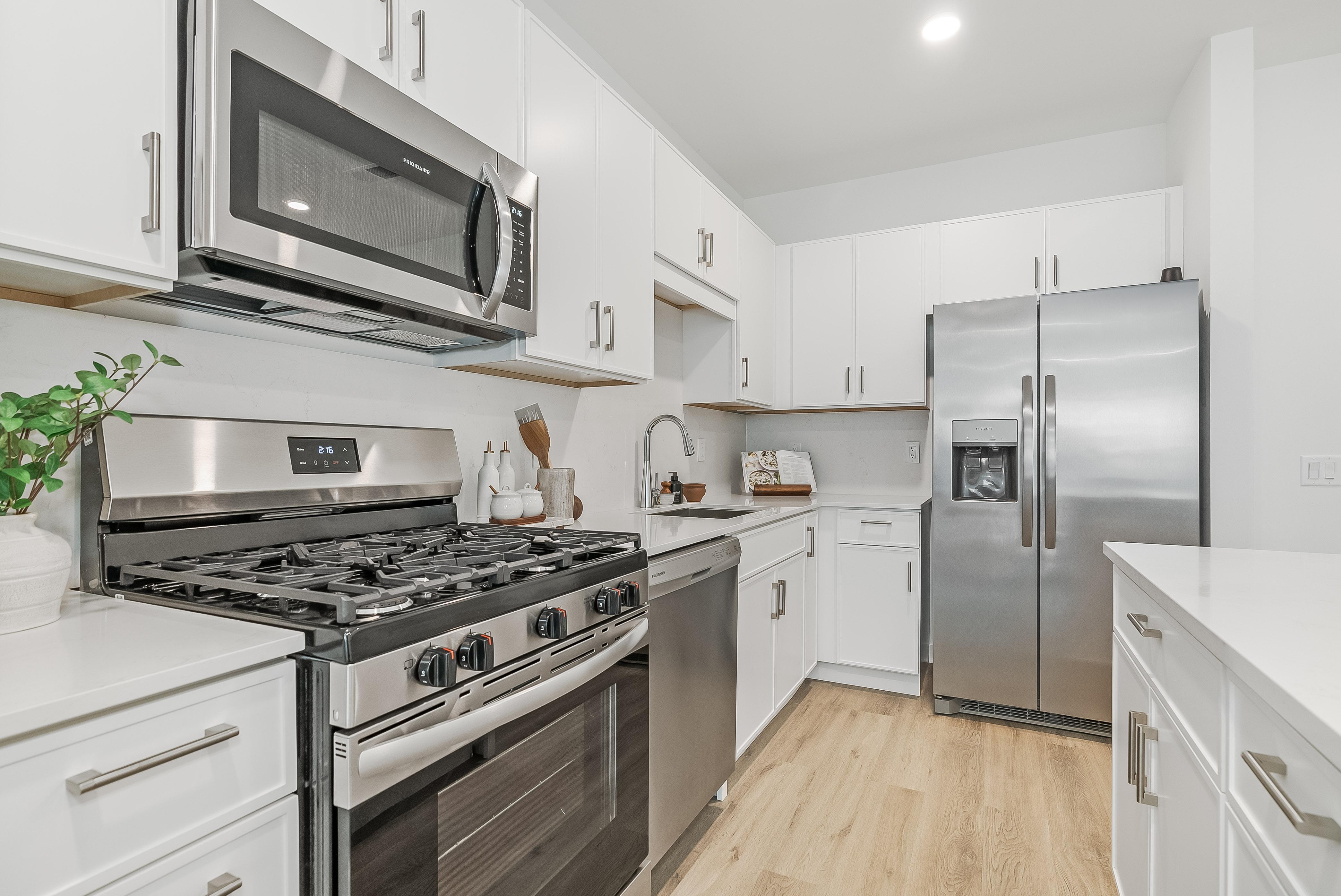 Livana East Hanover – photo 3