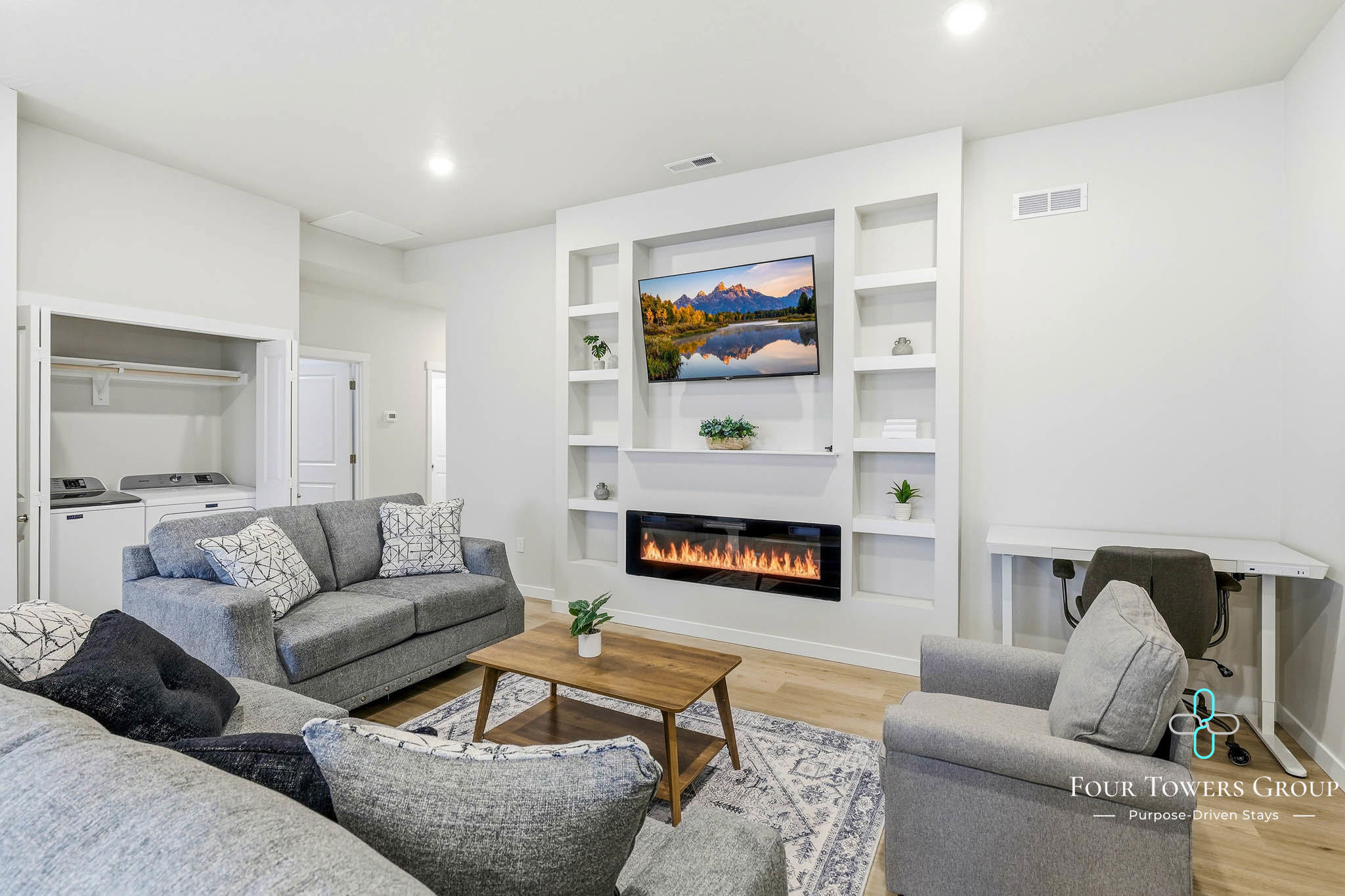 1203 Northeast Emerald Drive – photo 3