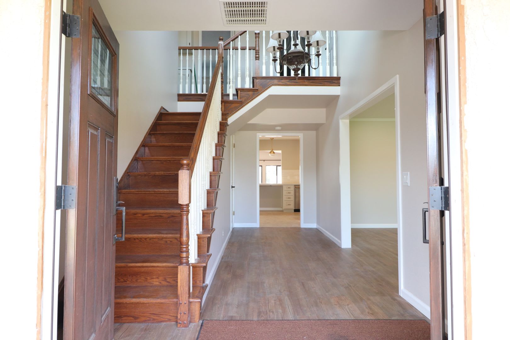 Spacious & Stylish Clubhouse Dr Home — 4 Bedrooms, 3 Baths, Plus a Private Office Retreat – photo 3