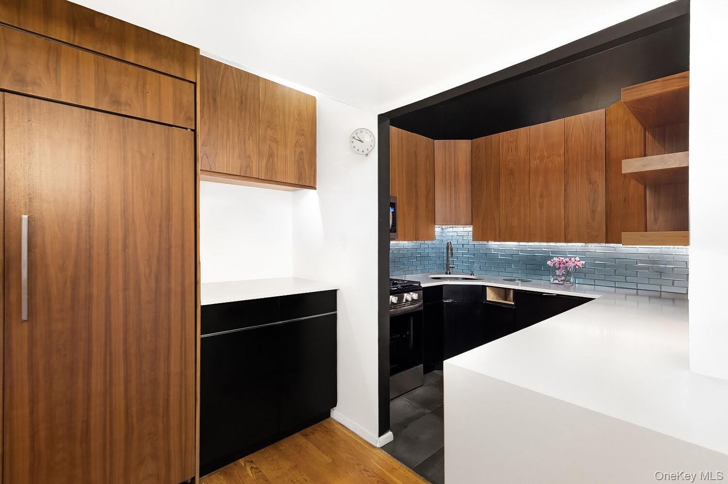 250 MERCER Street – photo 3