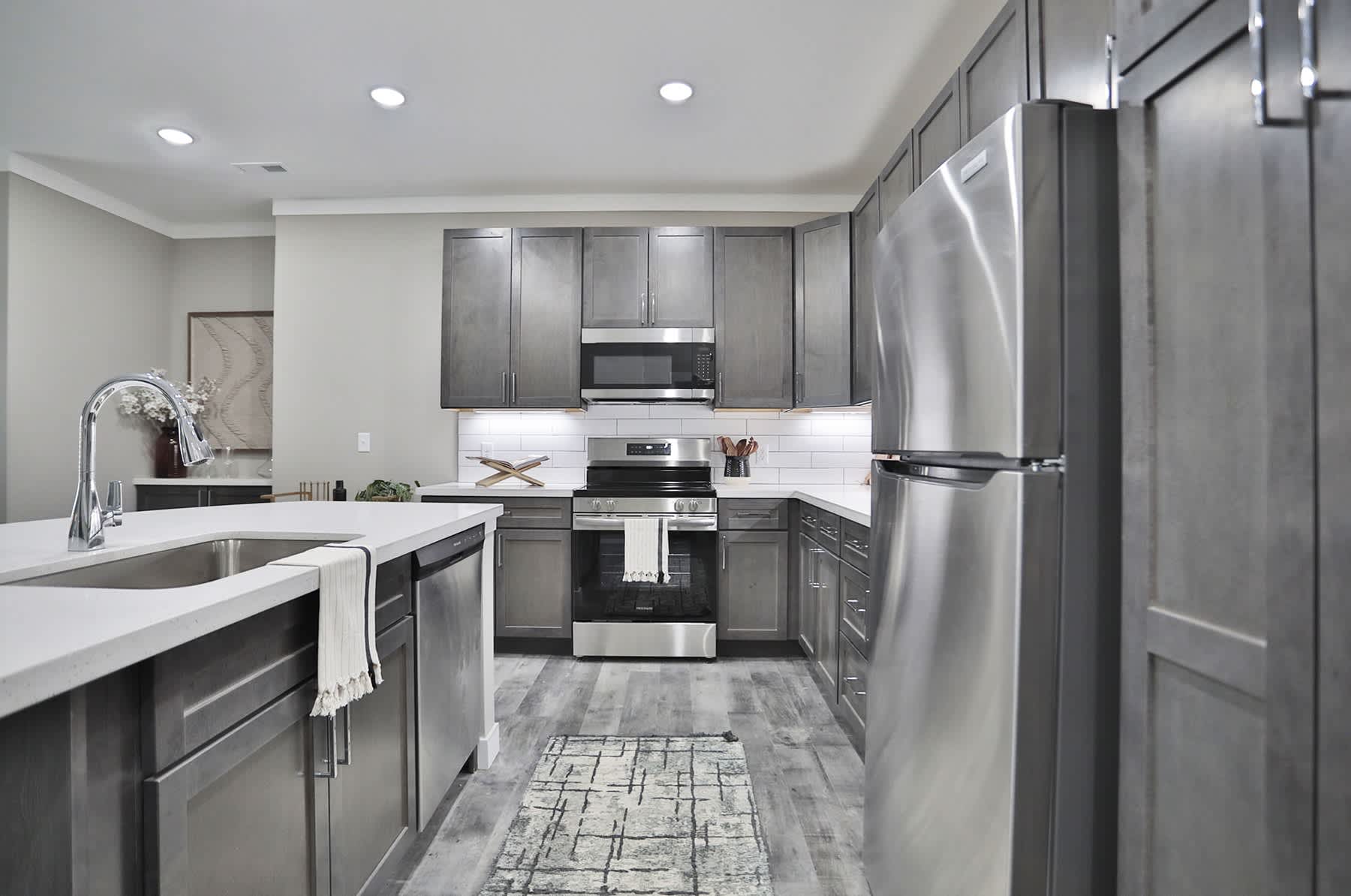 Altair Apartments – photo 5