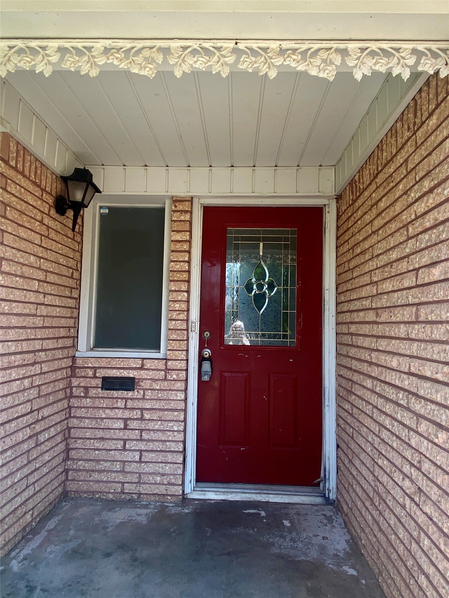 2467 Garfield Avenue – photo 2