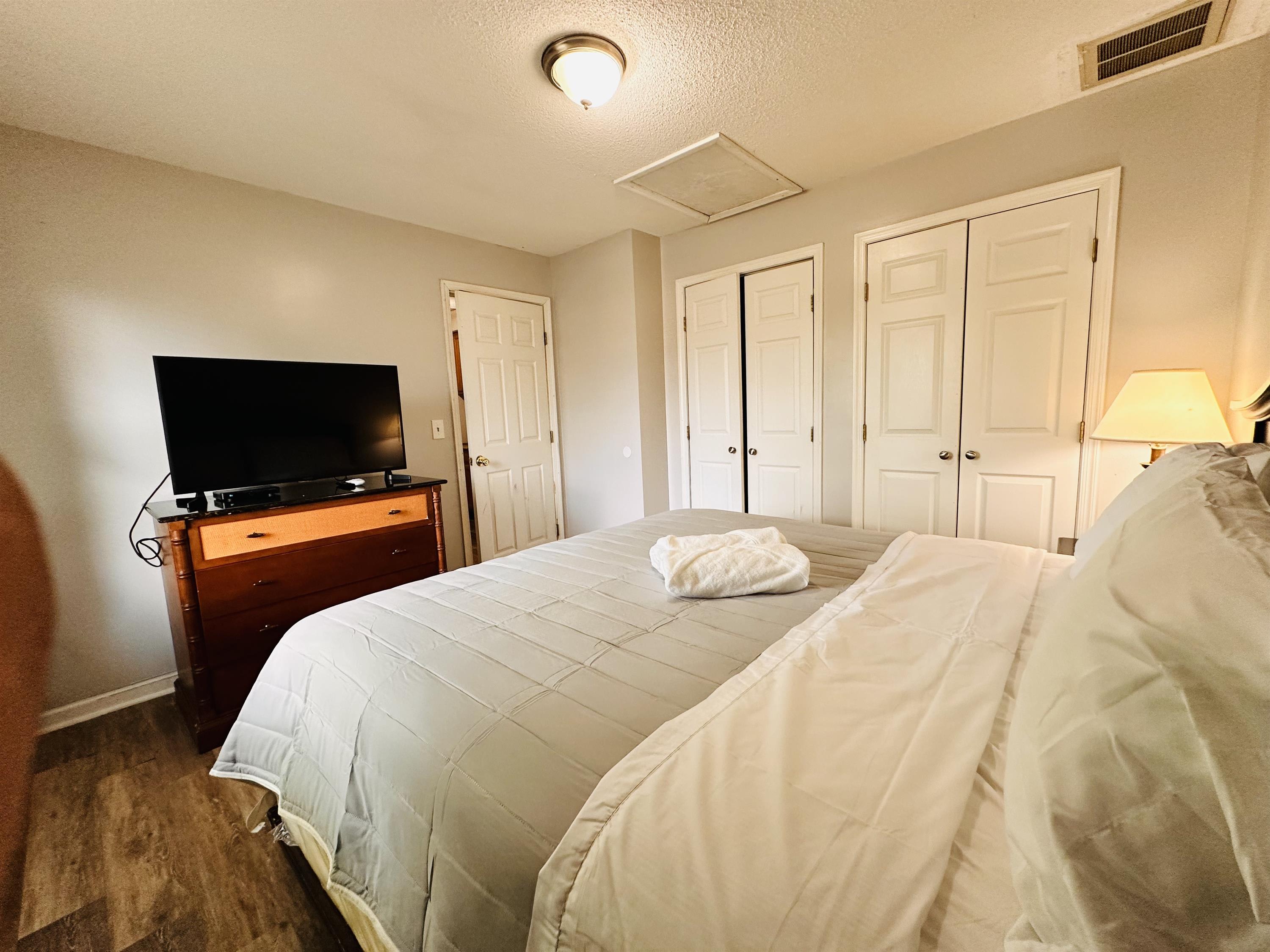 Brookfield Corporate Apartments – photo 4