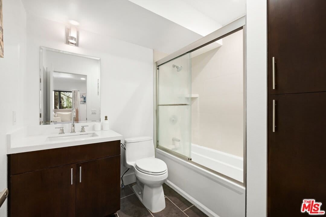 8755 Shoreham Dr – photo 4