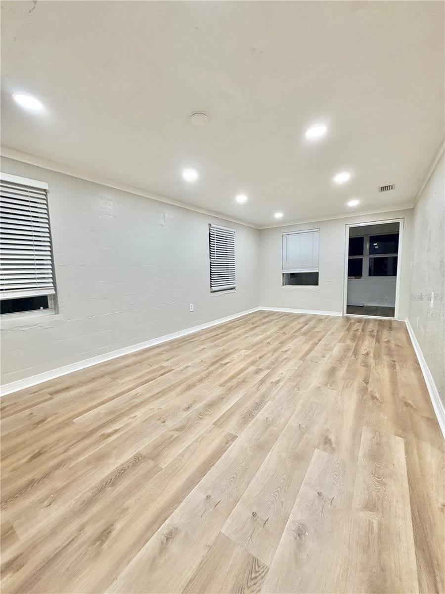1103 GRANT Avenue – photo 3