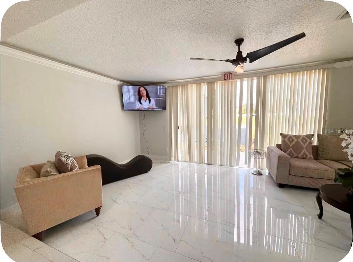 574 ORCHID Drive – photo 5